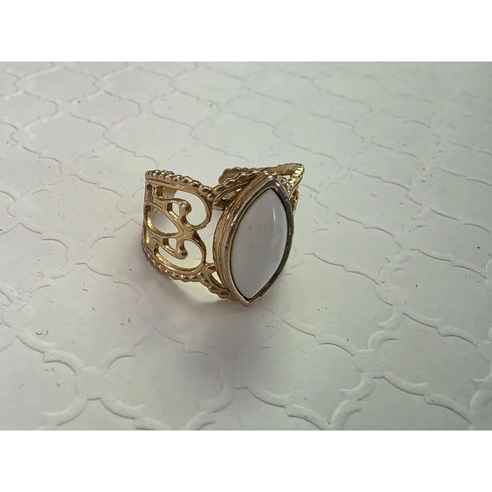 Vintage Sarah Coventry City Slicker Gold-Tone Adjustable Ring White Stone Accent